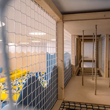 Apartmán Tropiki - Ogrodek, Jacuzzi, Sauny, Sala Zabaw, Bliard, Garaz, Do Plazy 400m Plaskie Dojscie