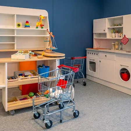 Tropiki - Ogrodek, Jacuzzi, Sauny, Sala Zabaw, Bliard, Garaz, Do Plazy 400m Plaskie Dojscie Apartmán