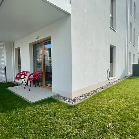 Tropiki - Ogrodek, Jacuzzi, Sauny, Sala Zabaw, Bliard, Garaz, Do Plazy 400m Plaskie Dojscie Apartmán