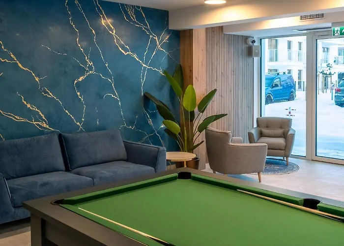 Apartament Tropiki - sala zabaw, bliard, garaż, do plaży 400m płaskie dojście Jastrzębia Góra