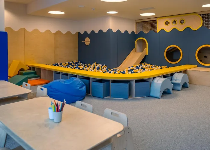 Tropiki - sala zabaw, bliard, garaż, do plaży 400m płaskie dojście Apartament *